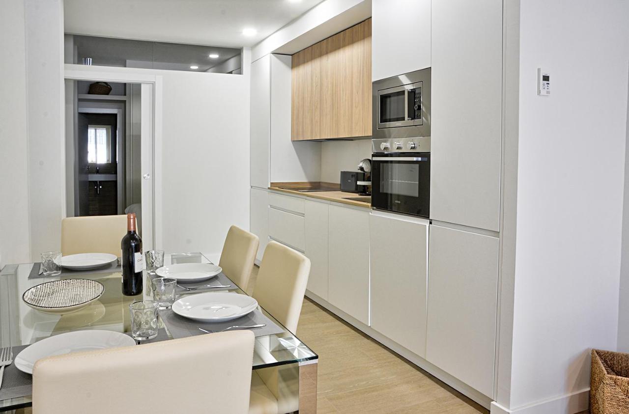 Apartamento De Dos Dormitorios En Triana Sevilla Eksteriør billede
