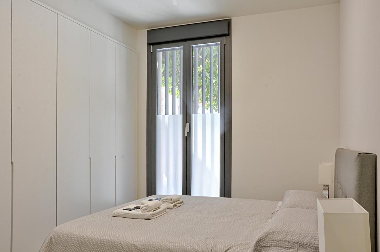 Apartamento De Dos Dormitorios En Triana Sevilla Eksteriør billede