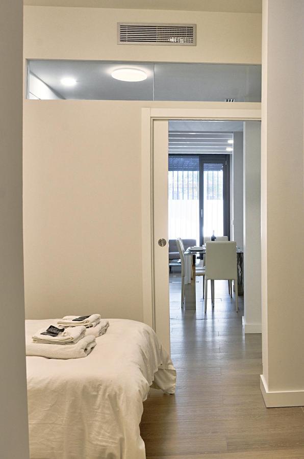 Apartamento De Dos Dormitorios En Triana Sevilla Eksteriør billede