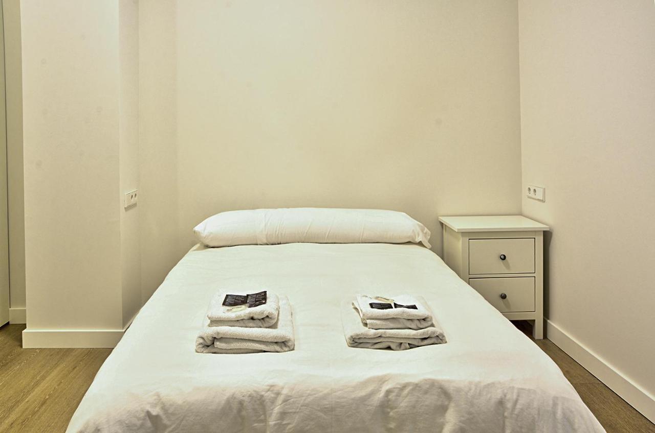 Apartamento De Dos Dormitorios En Triana Sevilla Eksteriør billede